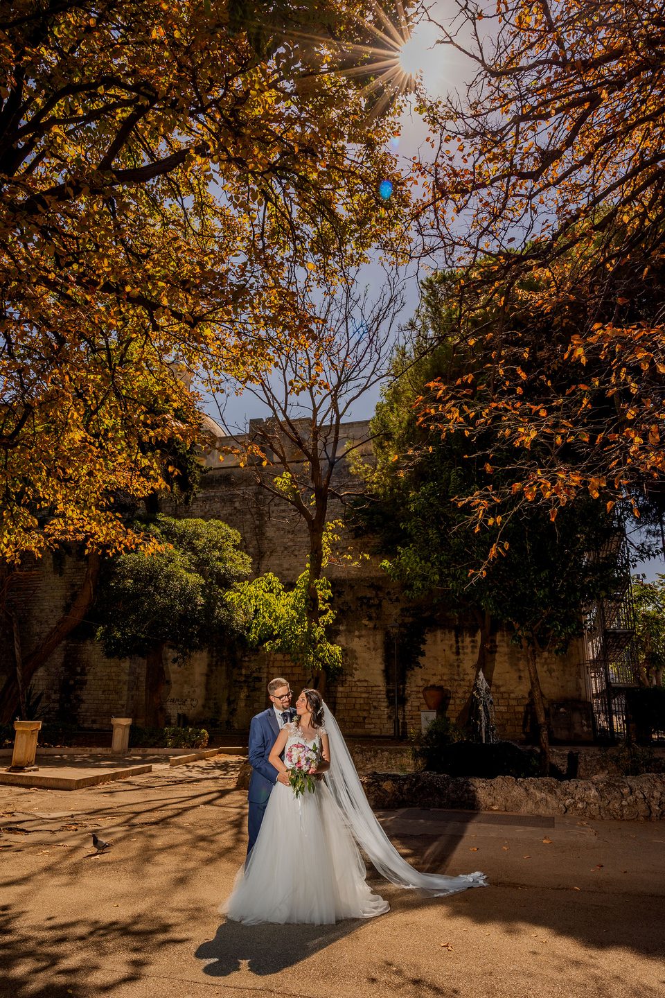 La sposa parco autunno