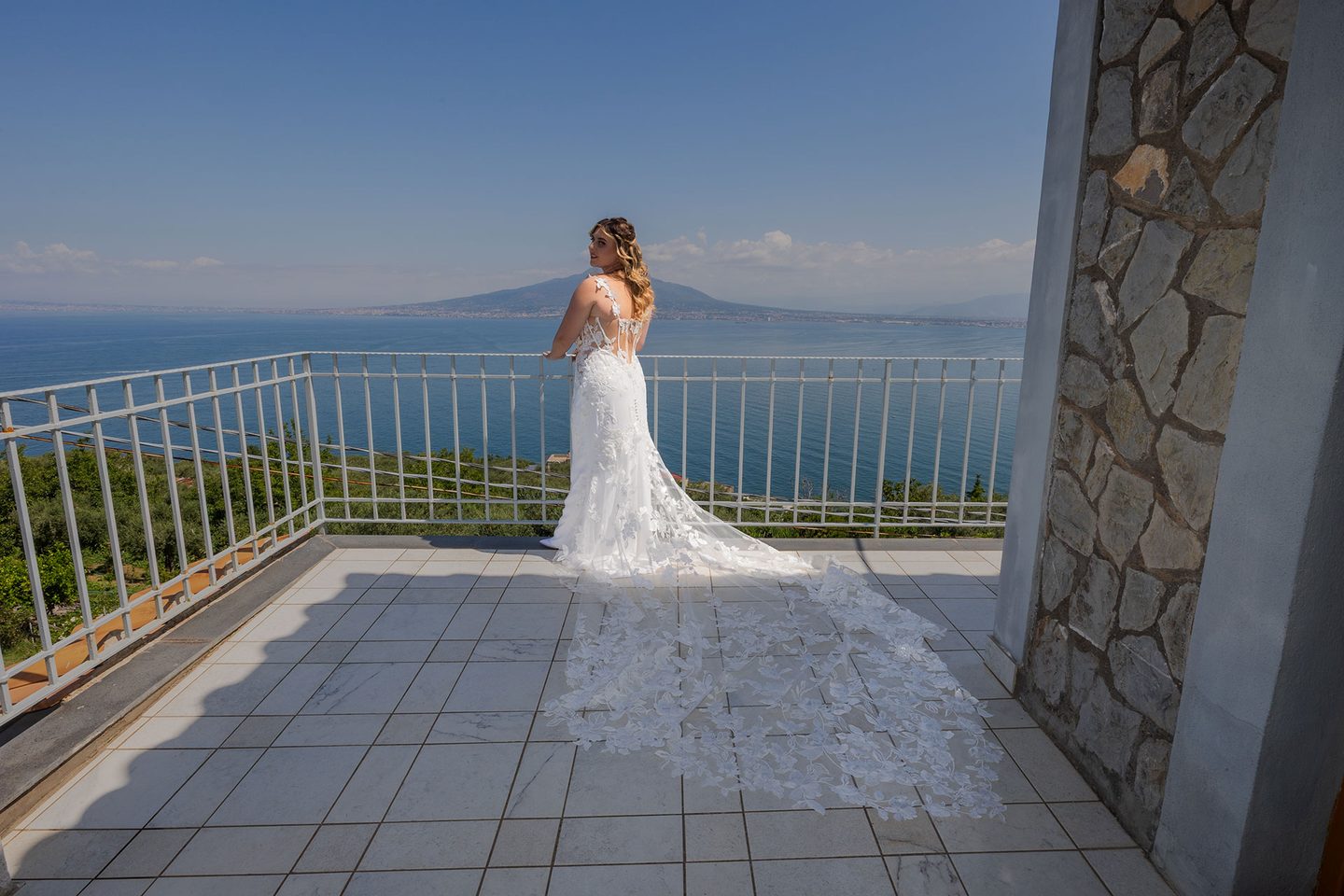 La sposa terrazza vista golfo
