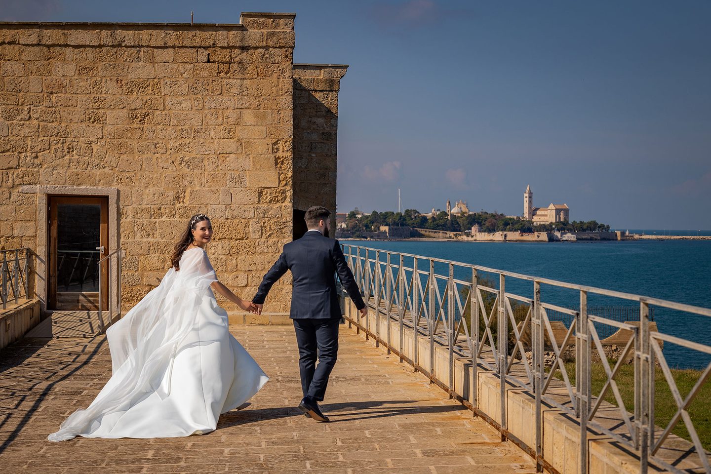 Gli sposi passerella castello
